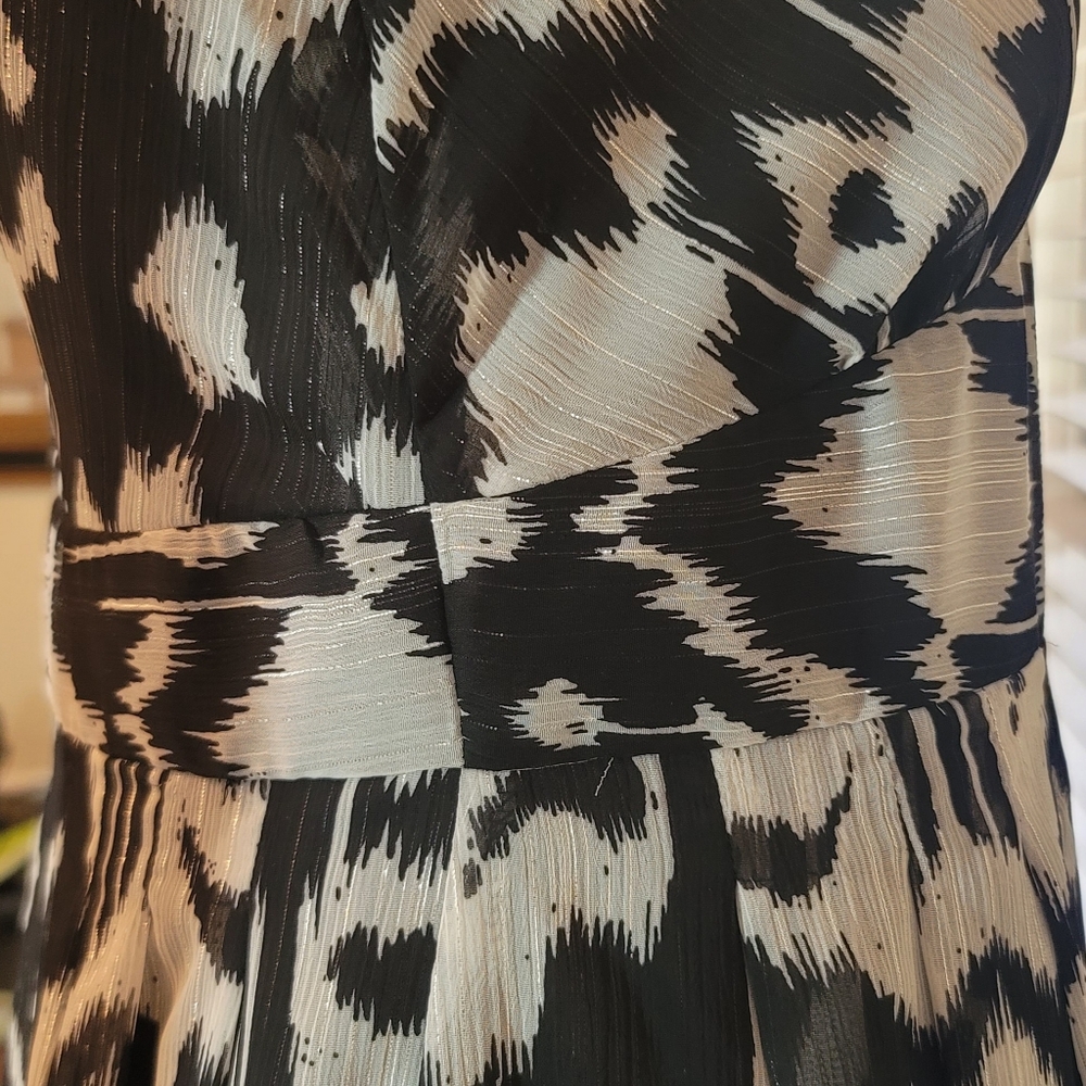 BLACK/WHITE PRINT SLEEVELESS DRESS by R&M RICHARDS, SZ 6P - Picture 7 of 12